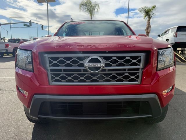 2022 Nissan Frontier SV