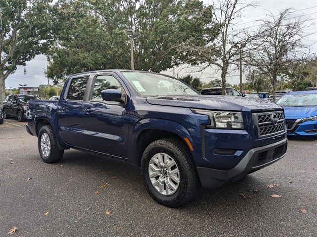 2022 Nissan Frontier SV