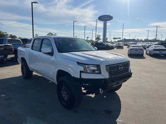 2022 Nissan Frontier SV