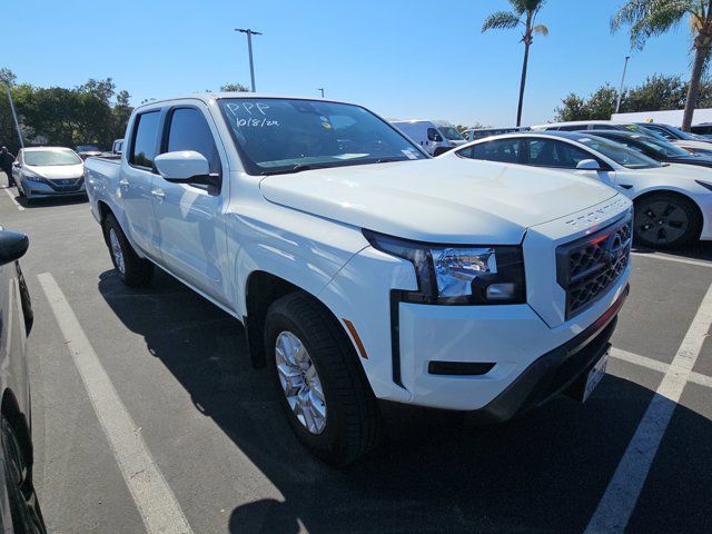 2022 Nissan Frontier SV