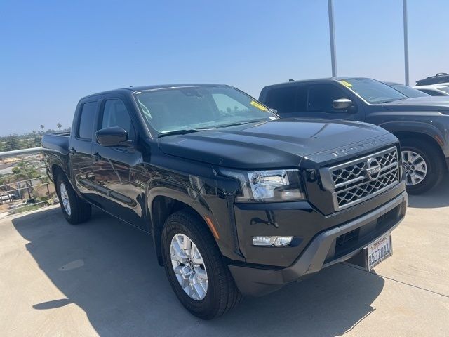 2022 Nissan Frontier SV