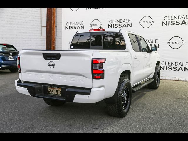 2022 Nissan Frontier SV