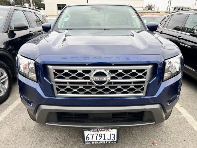 2022 Nissan Frontier SV