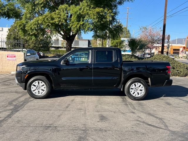 2022 Nissan Frontier SV