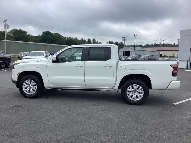 2022 Nissan Frontier SV