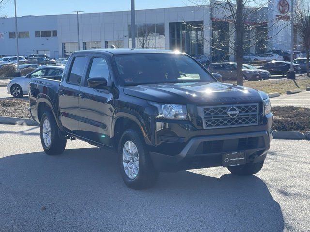 2022 Nissan Frontier SV