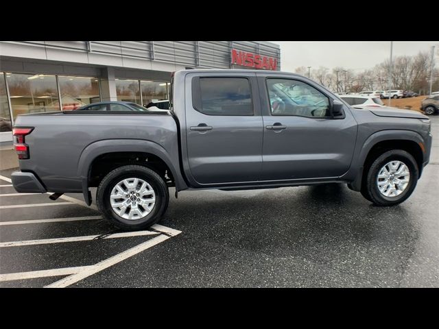 2022 Nissan Frontier SV