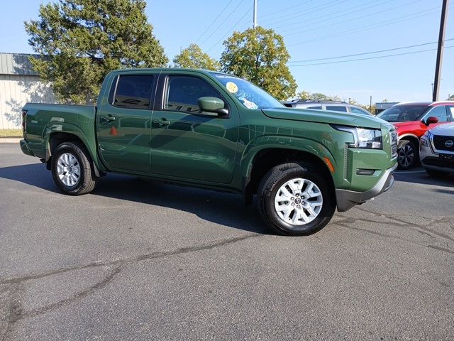 2022 Nissan Frontier SV