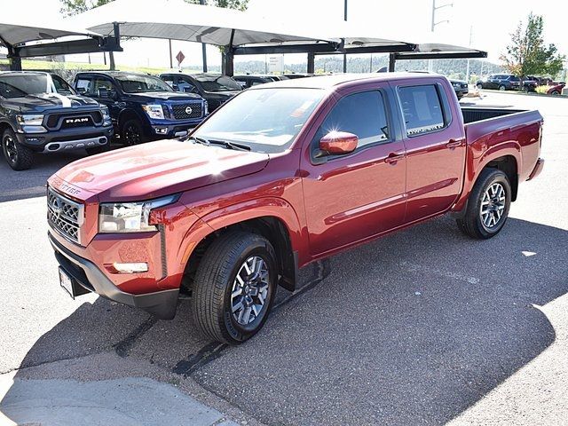 2022 Nissan Frontier SV