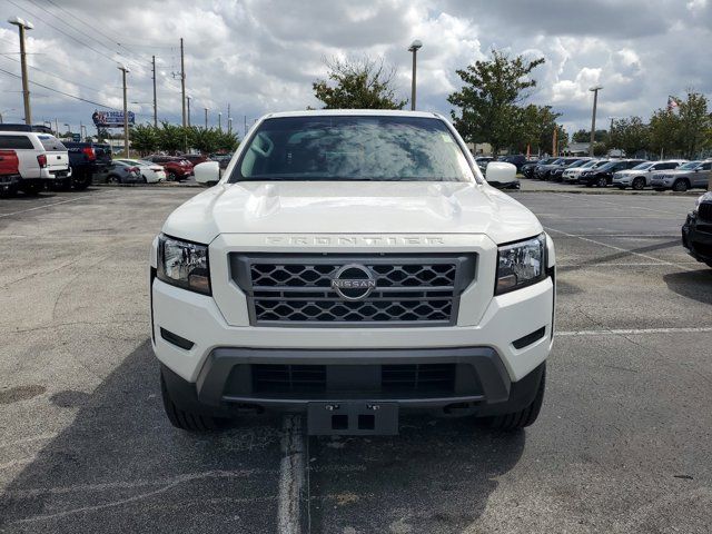 2022 Nissan Frontier SV