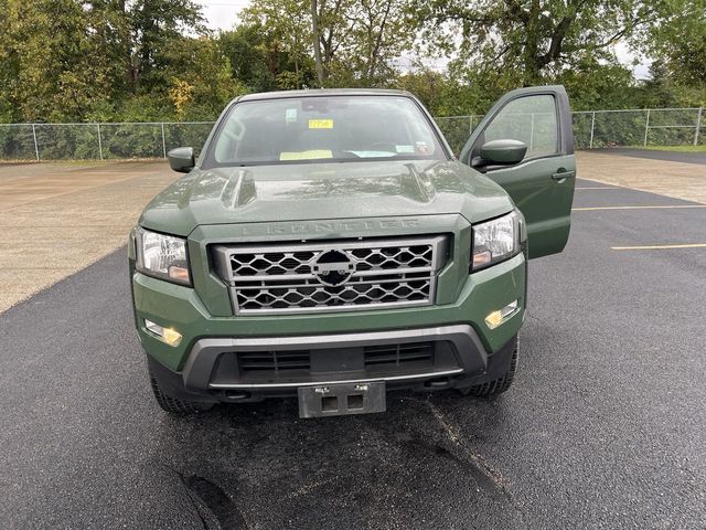 2022 Nissan Frontier SV