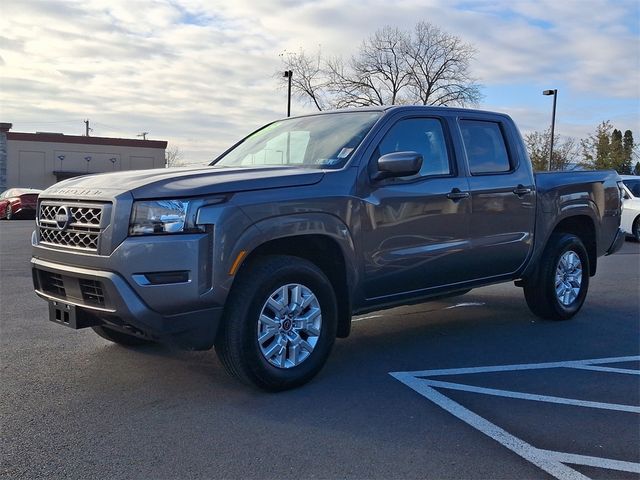 2022 Nissan Frontier SV