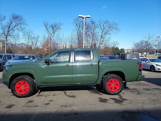 2022 Nissan Frontier SV