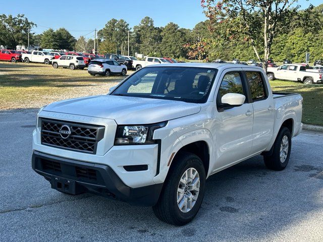 2022 Nissan Frontier SV