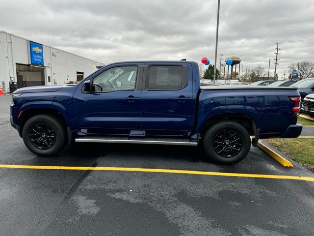 2022 Nissan Frontier SV