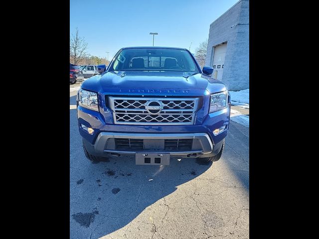 2022 Nissan Frontier SV