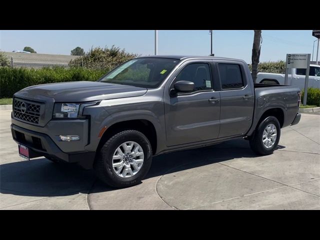 2022 Nissan Frontier SV