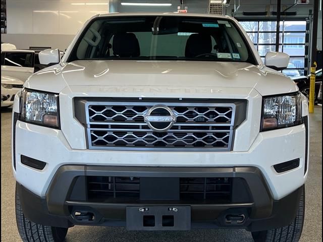 2022 Nissan Frontier SV