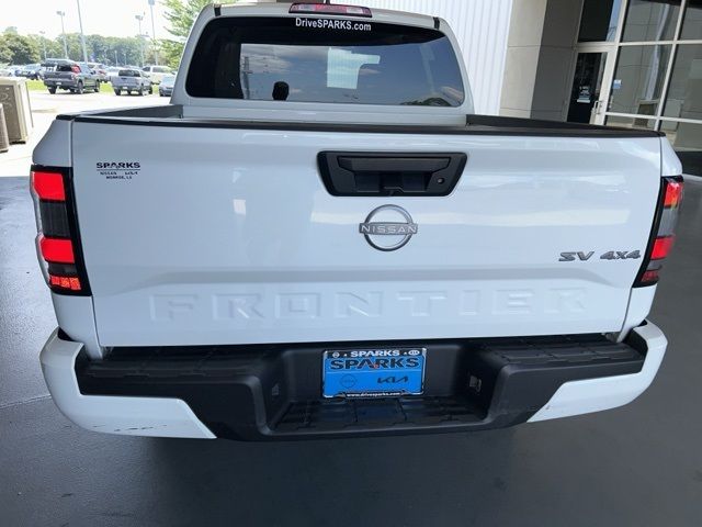 2022 Nissan Frontier SV