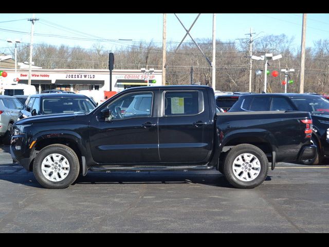 2022 Nissan Frontier SV