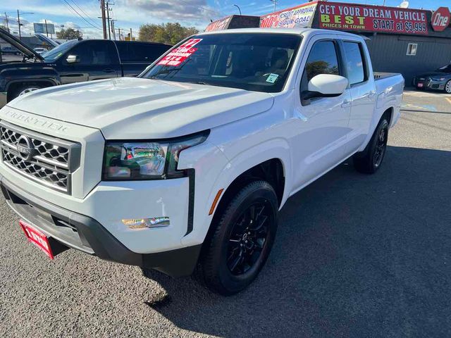 2022 Nissan Frontier SV