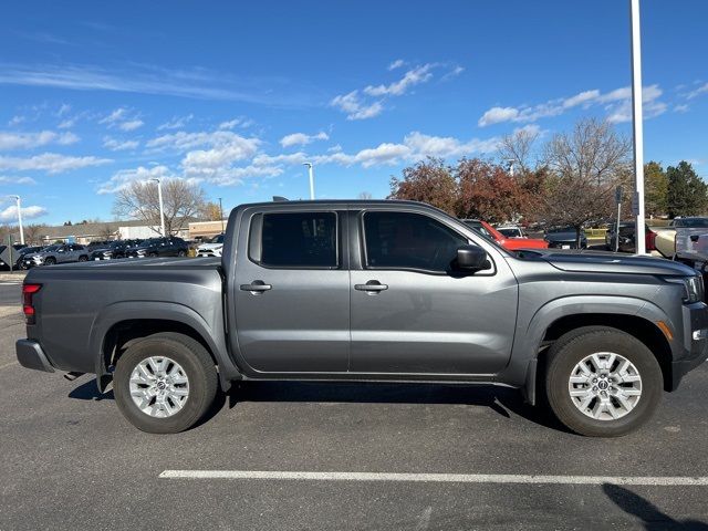 2022 Nissan Frontier SV