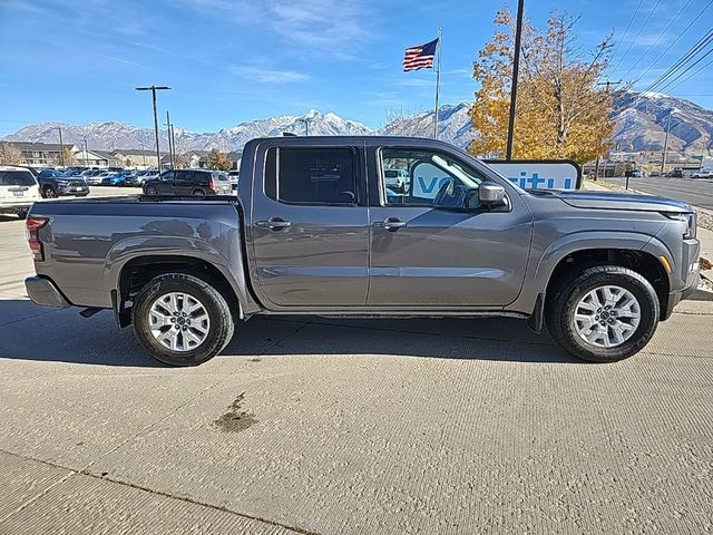 2022 Nissan Frontier SV