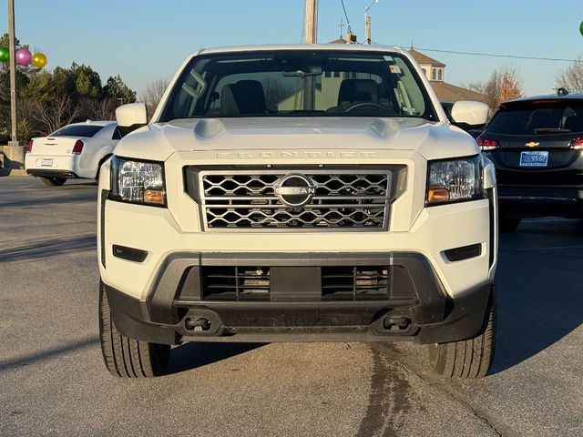 2022 Nissan Frontier SV