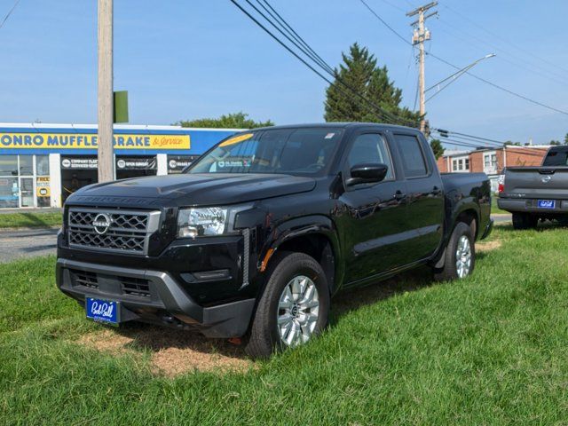 2022 Nissan Frontier SV