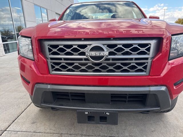 2022 Nissan Frontier SV