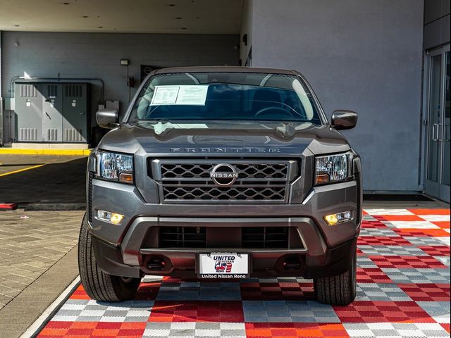 2022 Nissan Frontier SV