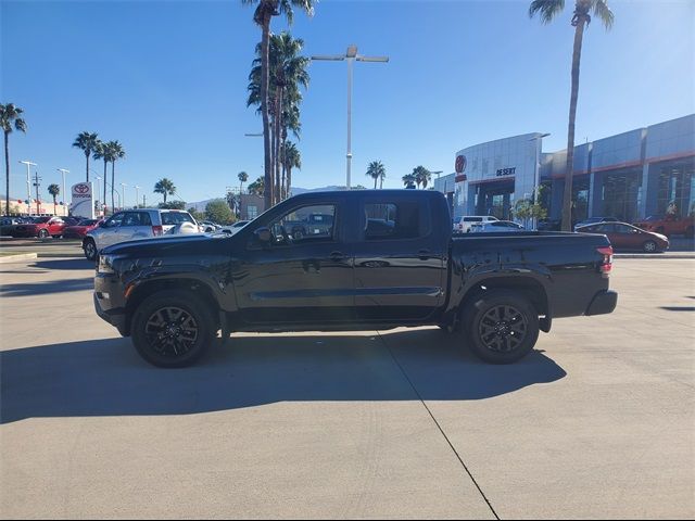 2022 Nissan Frontier SV