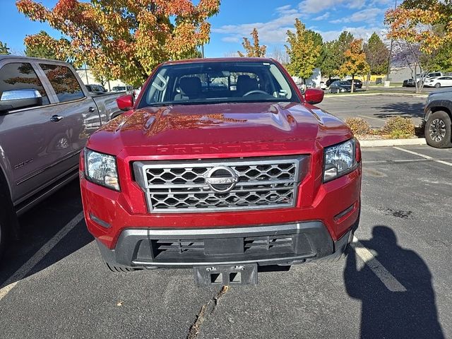 2022 Nissan Frontier SV