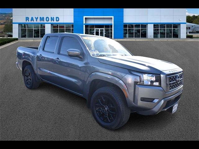 2022 Nissan Frontier SV