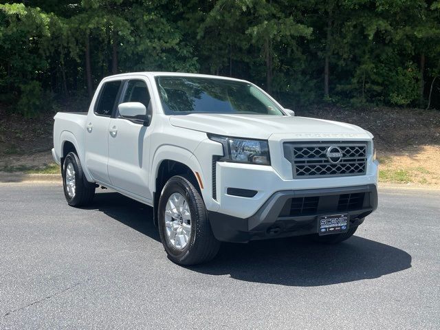 2022 Nissan Frontier SV