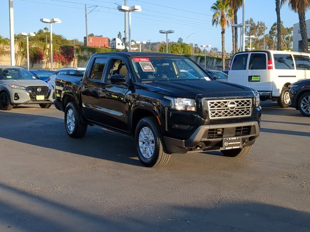 2022 Nissan Frontier SV