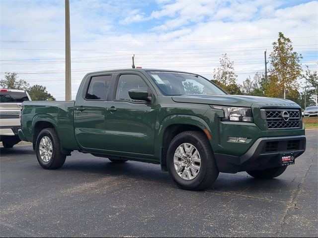 2022 Nissan Frontier SV