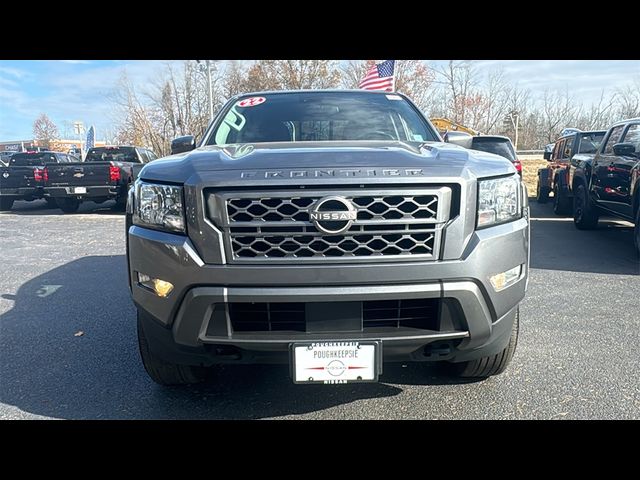 2022 Nissan Frontier SV