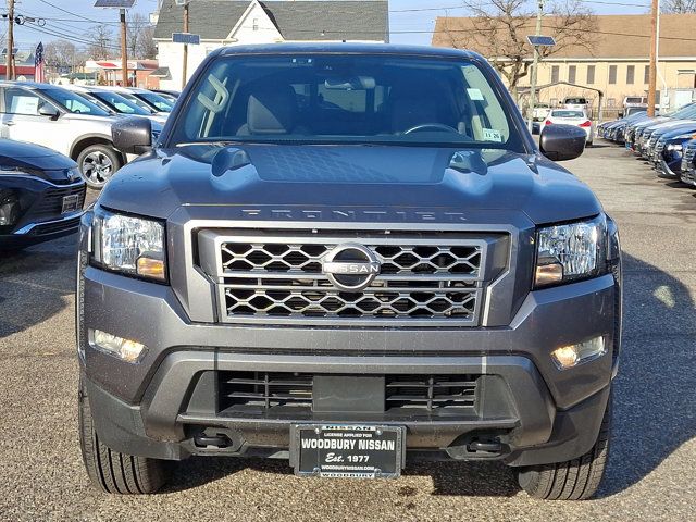 2022 Nissan Frontier SV