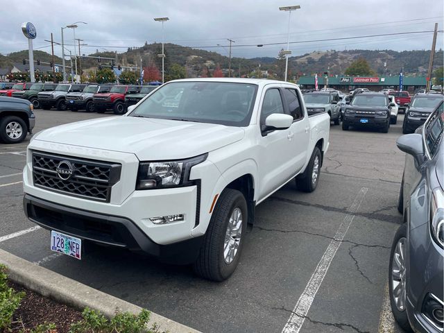 2022 Nissan Frontier SV