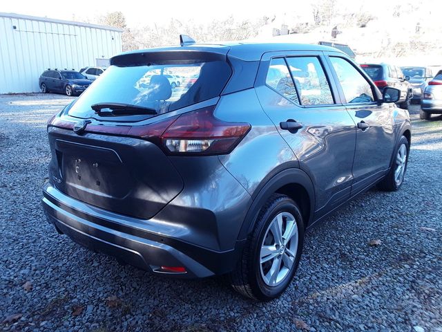 2022 Nissan Kicks S