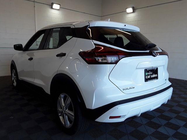 2022 Nissan Kicks S