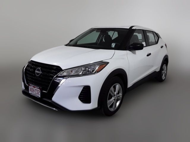 2022 Nissan Kicks S