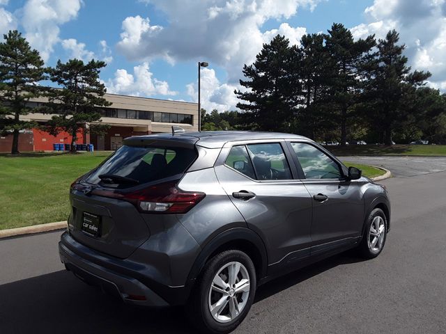 2022 Nissan Kicks S