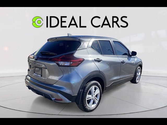 2022 Nissan Kicks S