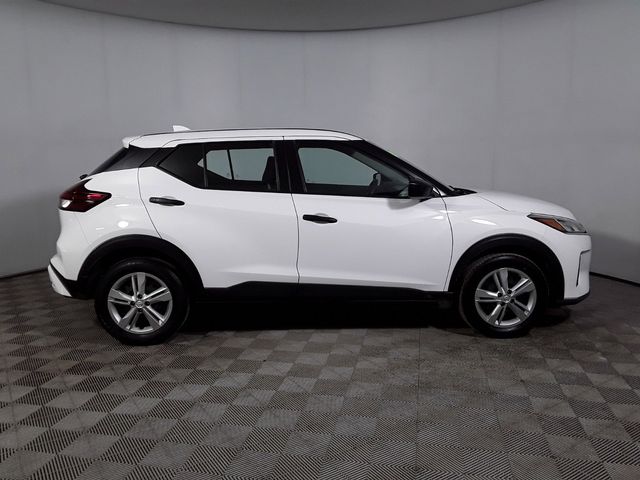 2022 Nissan Kicks S