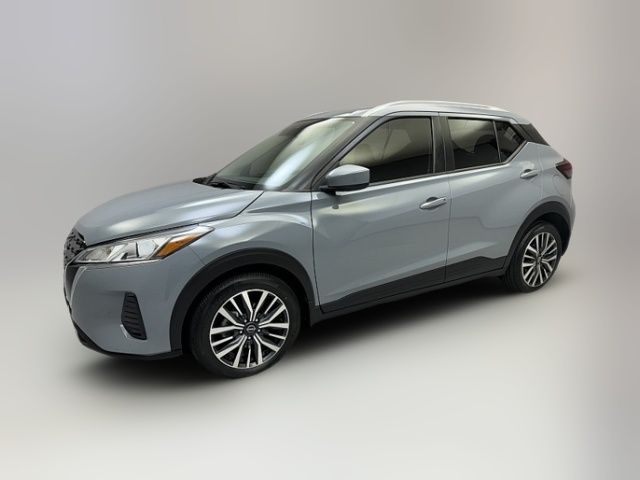 2022 Nissan Kicks SV