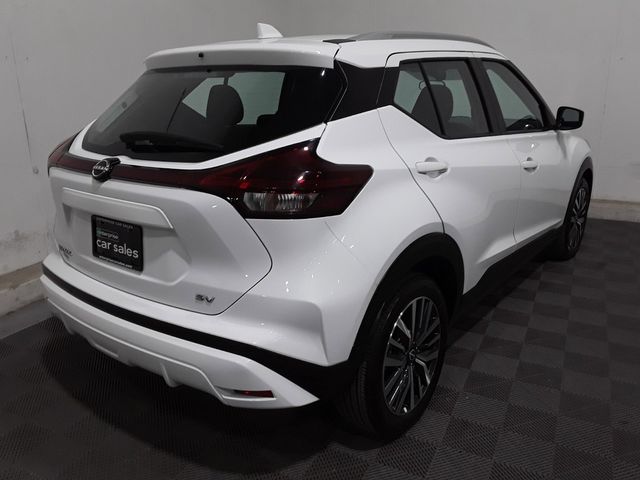 2022 Nissan Kicks SV