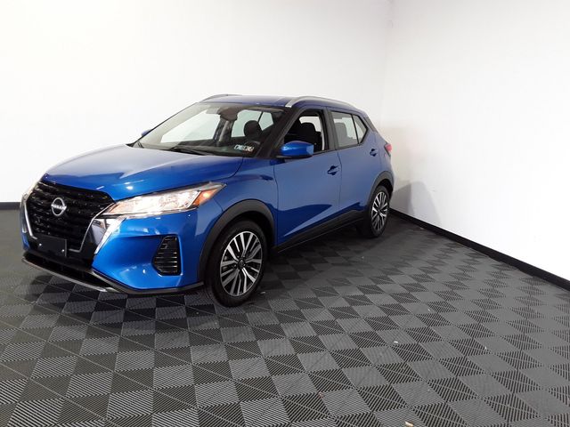 2022 Nissan Kicks SV