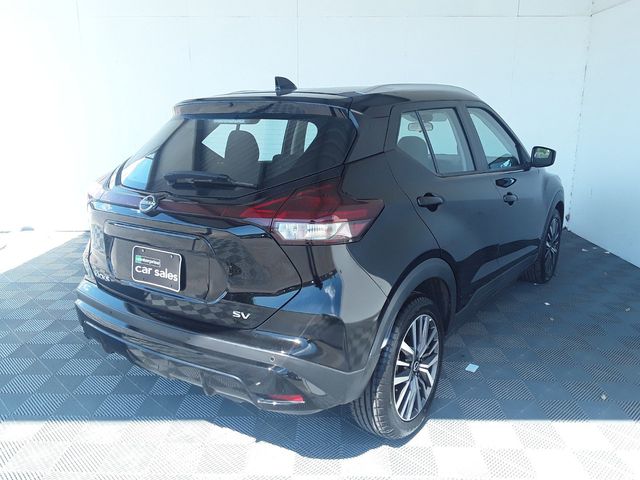 2022 Nissan Kicks SV